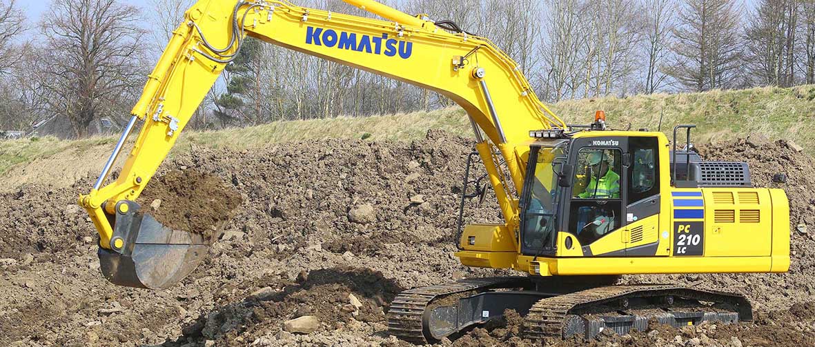 Komatsu PC 210LC